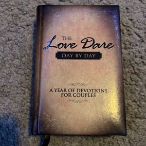 Book - the love dare